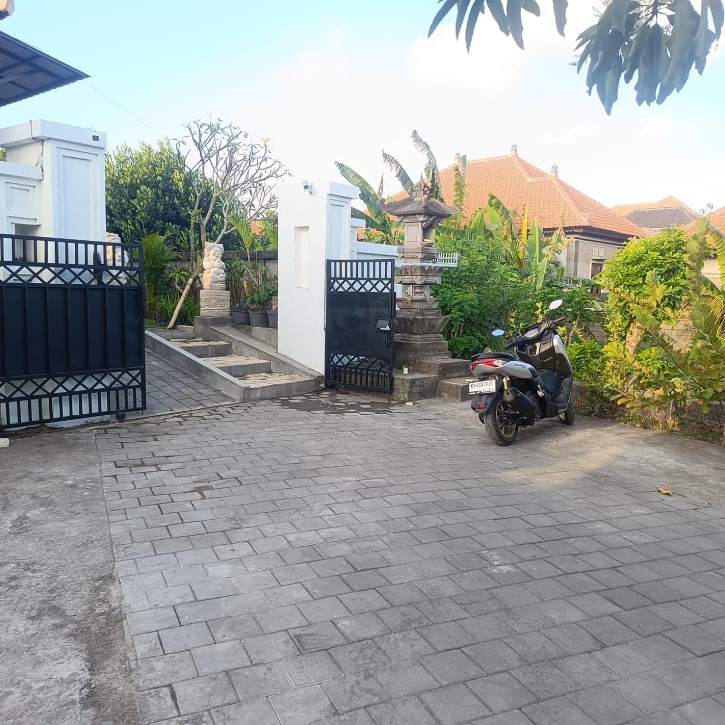 Prayoga Homestay Ungasan Exterior foto